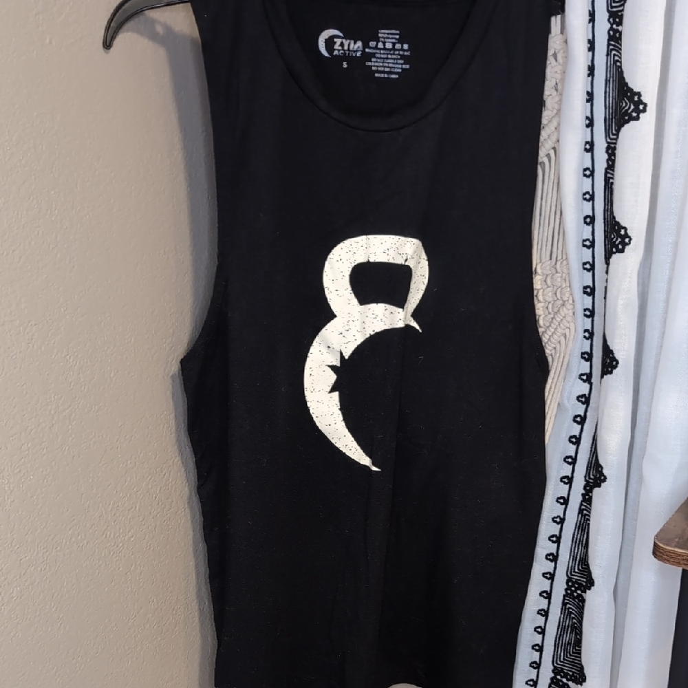 Zyia Kettlebell Muscle Tank